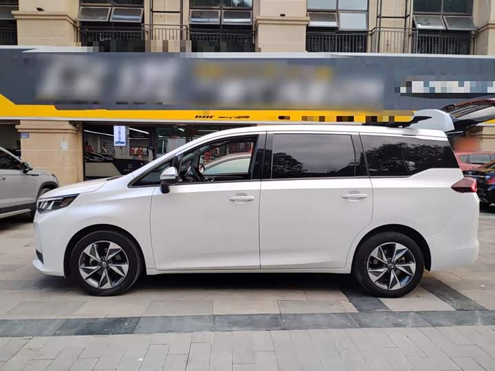 Фото 5 - GAC Trumpchi M6