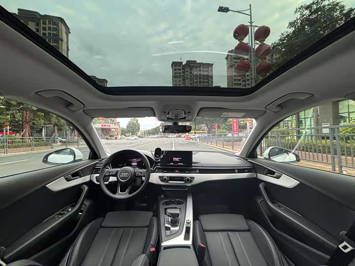 Фото 9 - Audi A4L