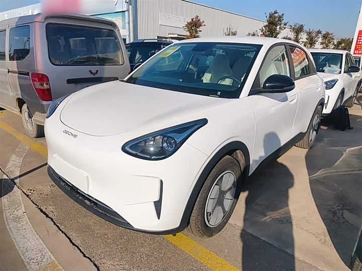 Фото 2 - Geely Galaxy Geome