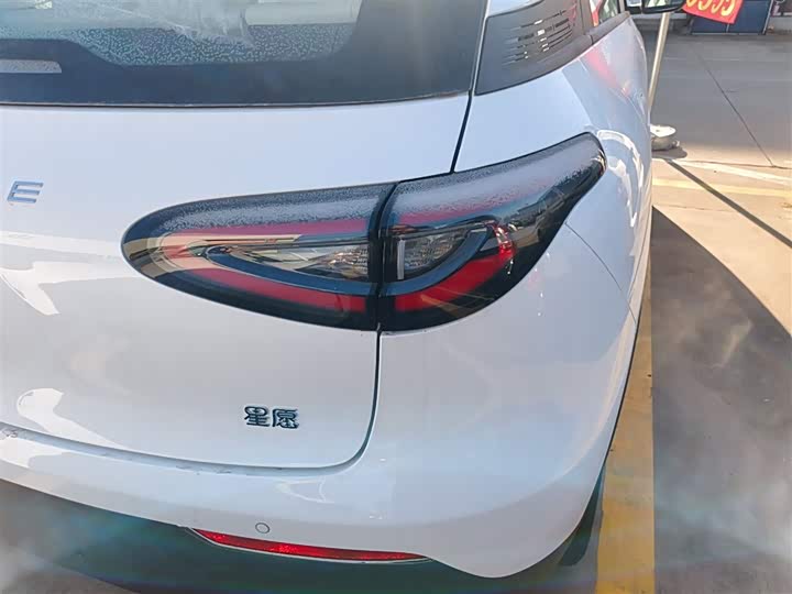 Фото 8 - Geely Galaxy Geome