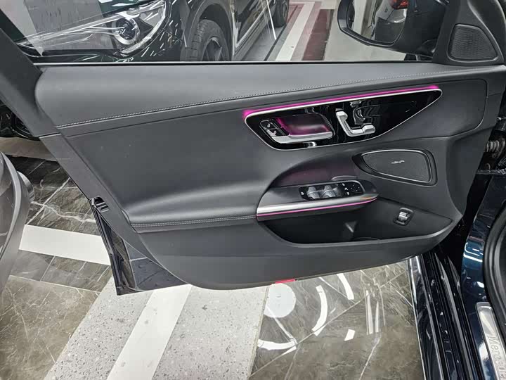 Фото 5 - Mercedes-Benz C-Class