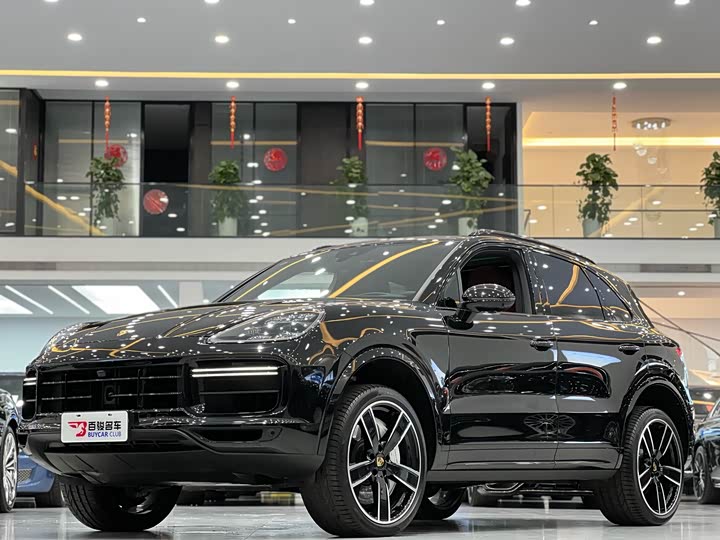 Фото 2 - Porsche Cayenne