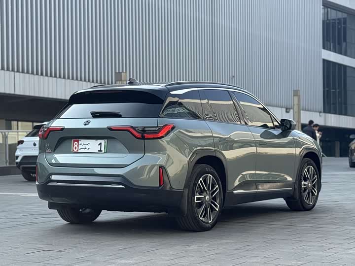 Фото 7 - Nio ES6