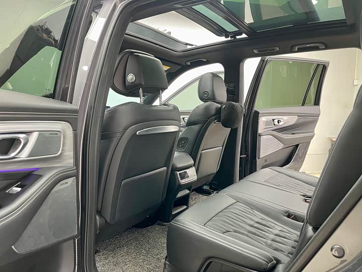 Фото 6 - GAC Trumpchi GS8