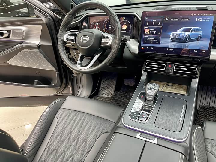 Фото 9 - GAC Trumpchi GS8