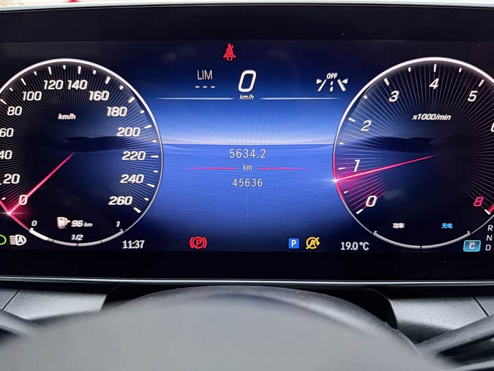 Фото 6 - Mercedes-Benz GLC-Class