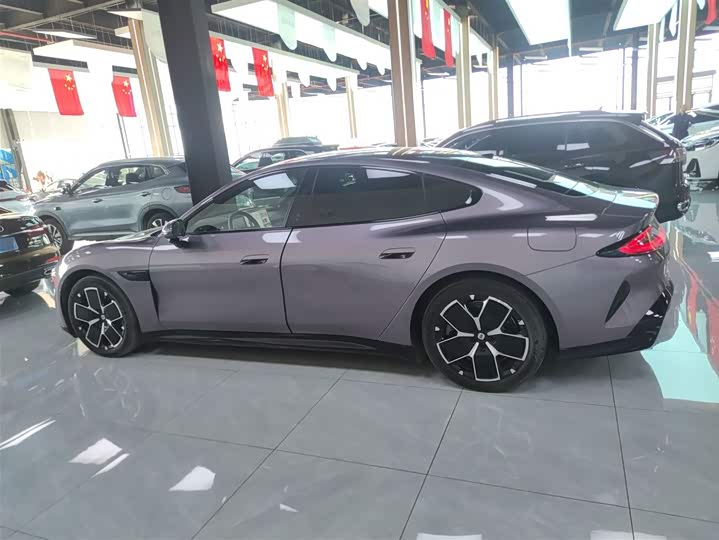 Фото 5 - Xiaomi SU7