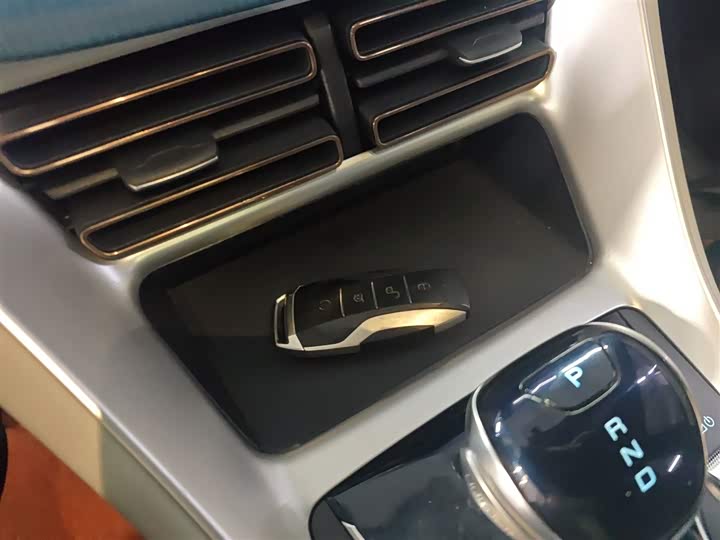 Фото 9 - BYD Song Pro