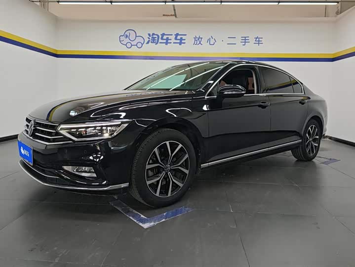 Фото 1 - Volkswagen Magotan