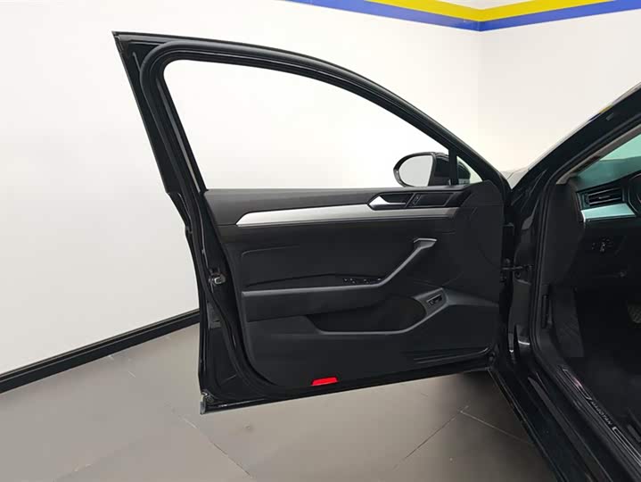 Фото 7 - Volkswagen Magotan