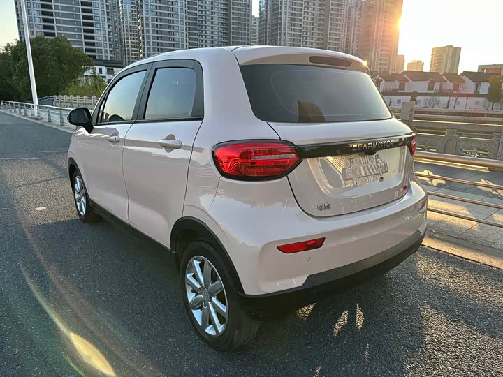 Фото 9 - Leapmotor T03