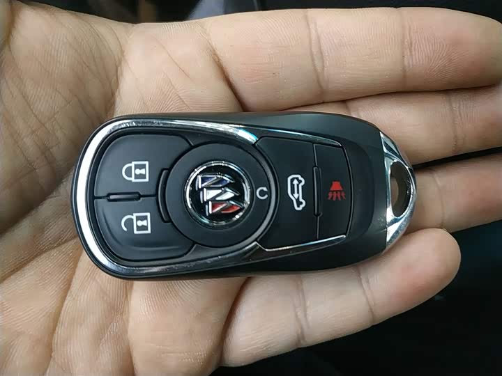 Фото 9 - Buick GL8 ES