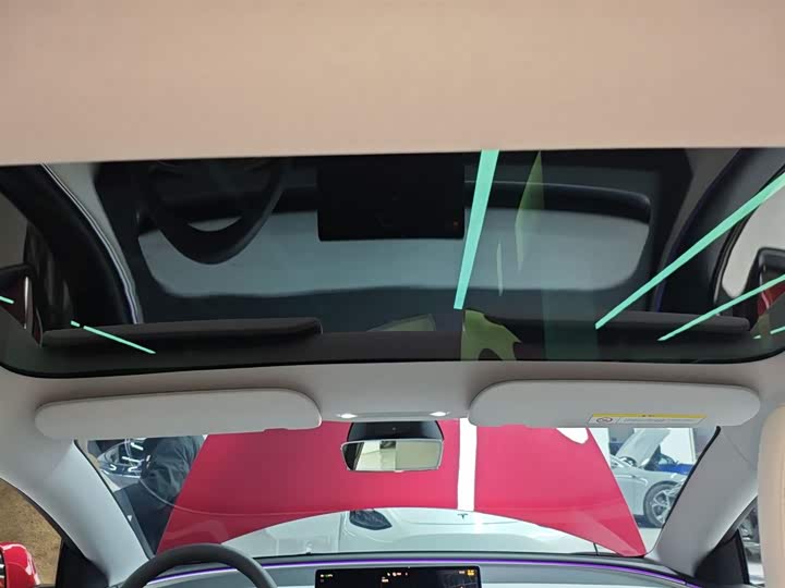 Фото 8 - Tesla Model 3