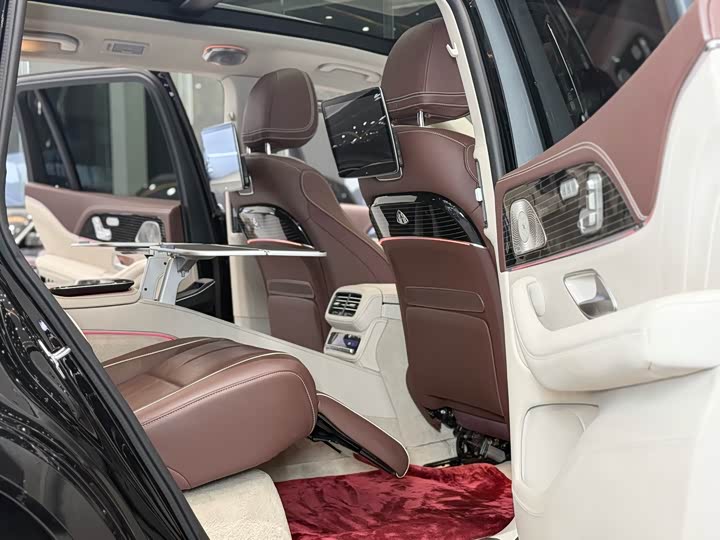 Фото 8 - Mercedes-Benz GLS-Class