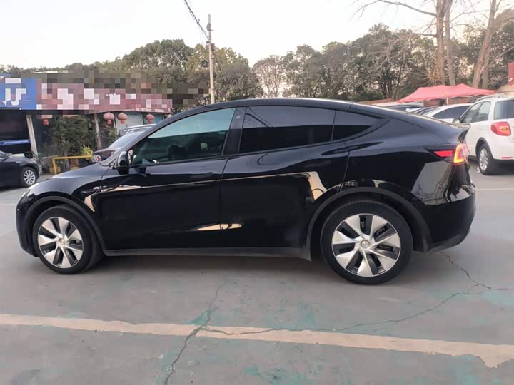 Фото 5 - Tesla Model Y