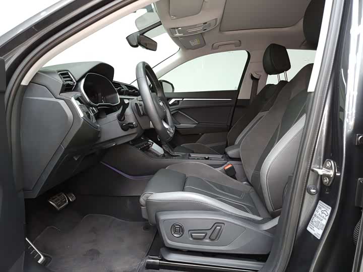 Фото 8 - Audi Q3 Sportback