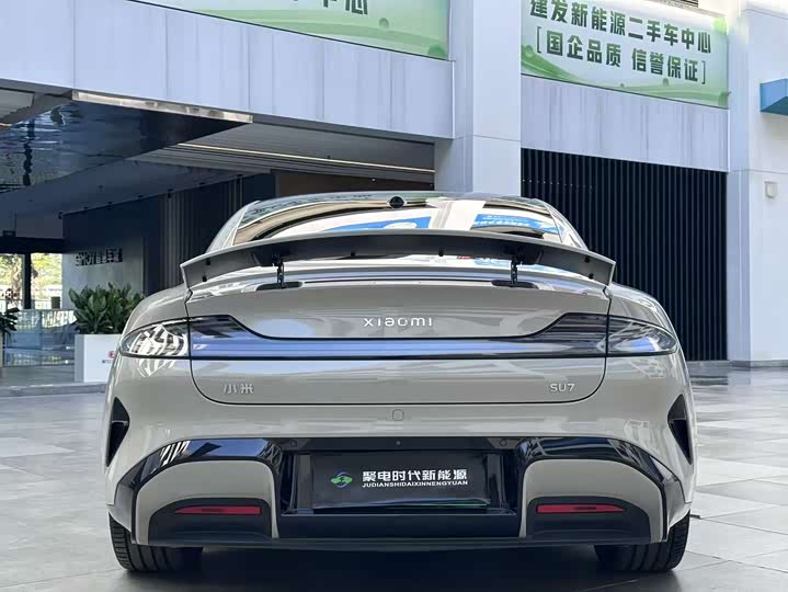 Фото 5 - Xiaomi SU7