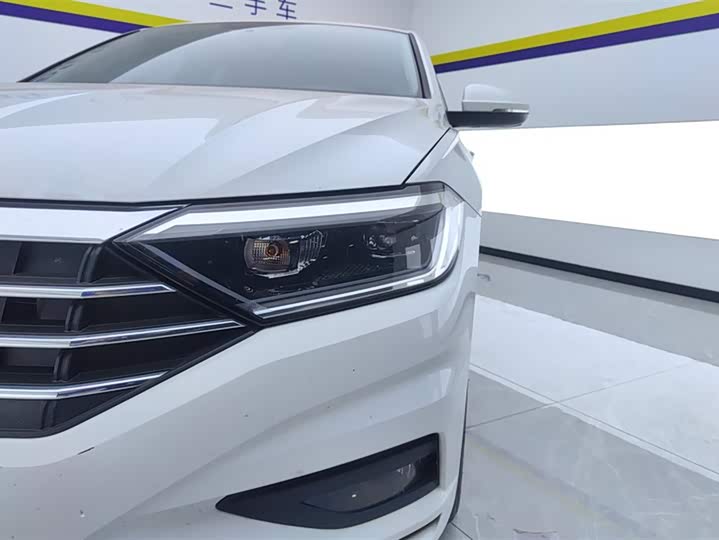 Фото 5 - Volkswagen Sagitar L