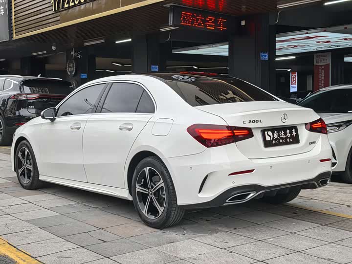 Фото 6 - Mercedes-Benz A-Class