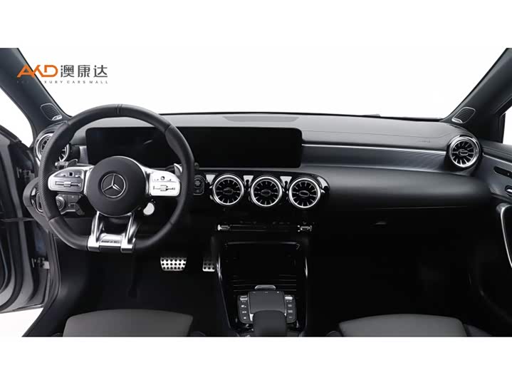 Фото 5 - Mercedes-Benz A-Class AMG