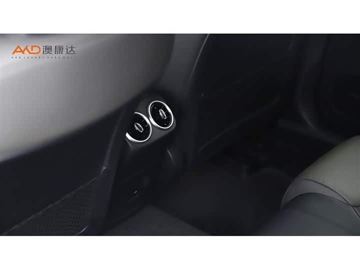 Фото 9 - Mercedes-Benz A-Class AMG