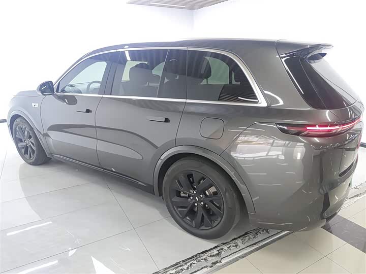 Фото 5 - LiXiang L8