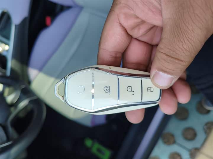 Фото 9 - BYD Dolphin