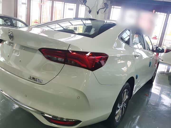 Фото 7 - Buick Verano