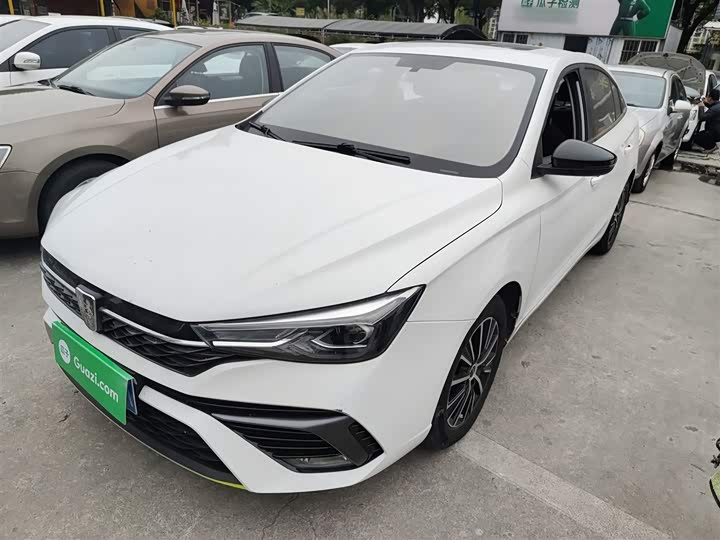 Фото 2 - Roewe i5