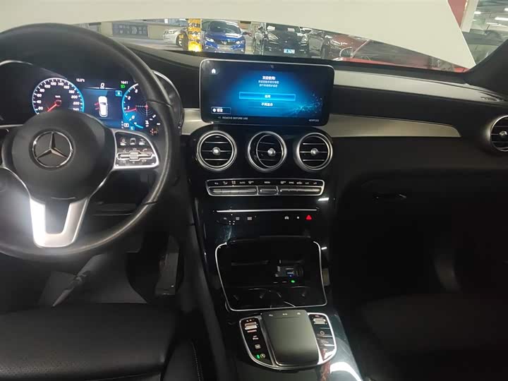 Фото 5 - Mercedes-Benz GLC-Class
