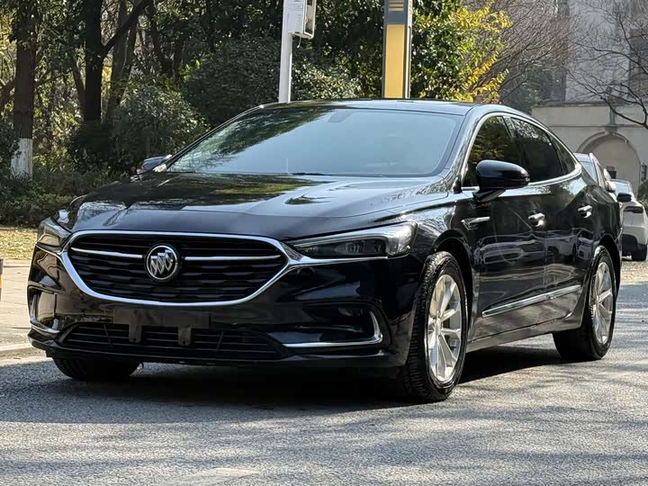 Фото 3 - Buick LaCrosse