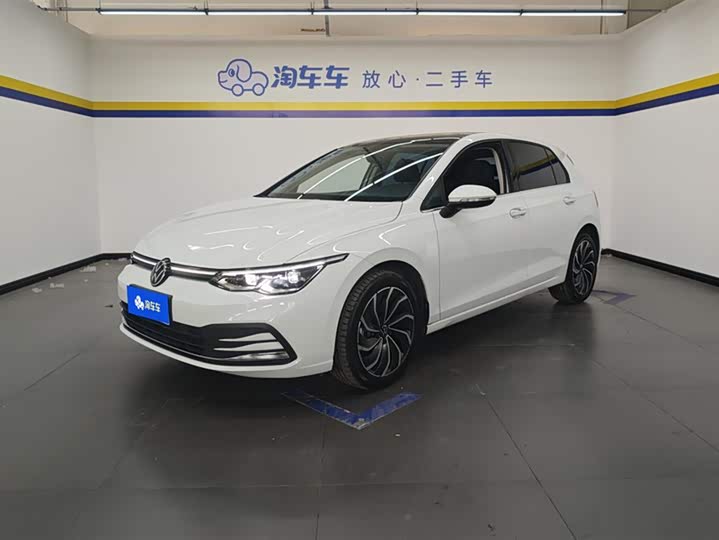 Фото 1 - Volkswagen Golf