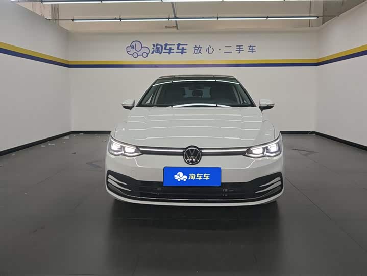 Фото 2 - Volkswagen Golf