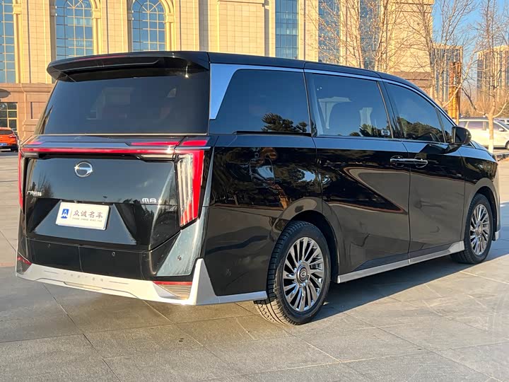 Фото 7 - GAC Trumpchi M8