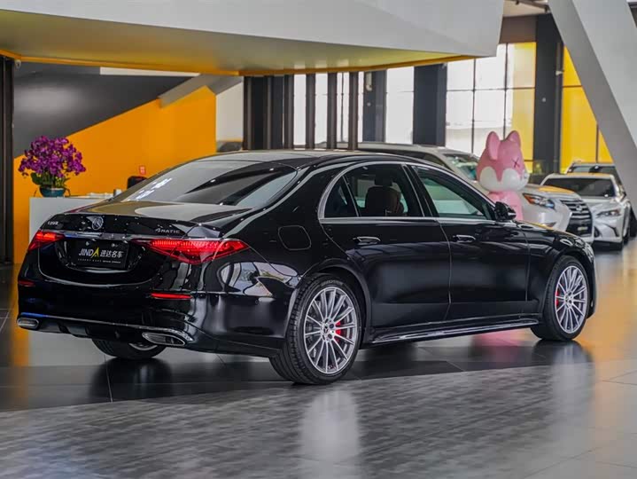 Фото 4 - Mercedes-Benz S-Class