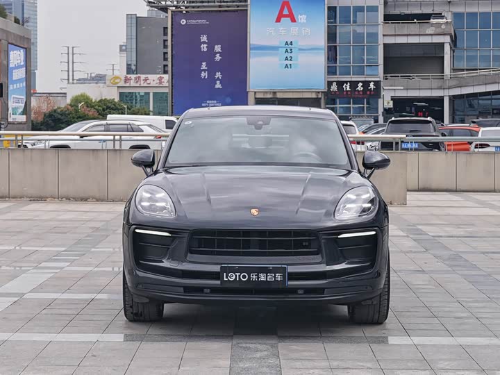 Фото 2 - Porsche Macan