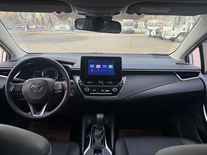 Фото 6 - Toyota Corolla