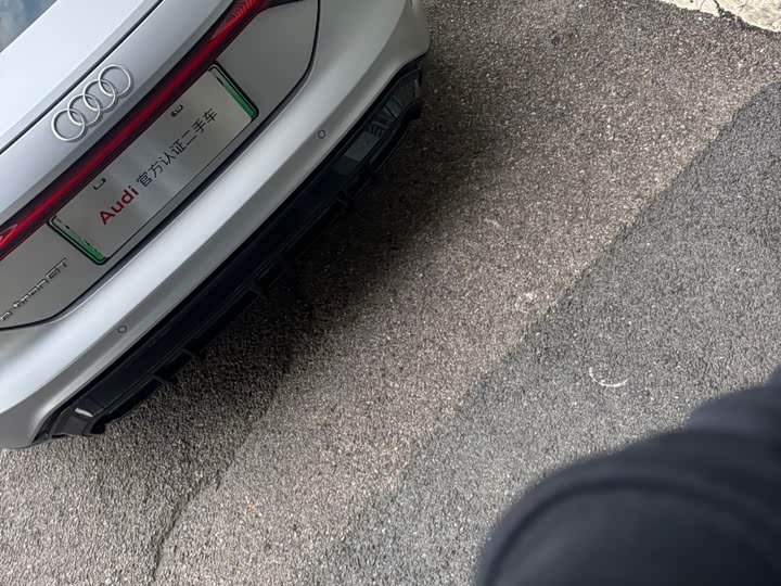 Фото 6 - Audi e-tron GT