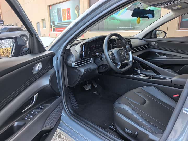 Фото 7 - Hyundai Elantra N line