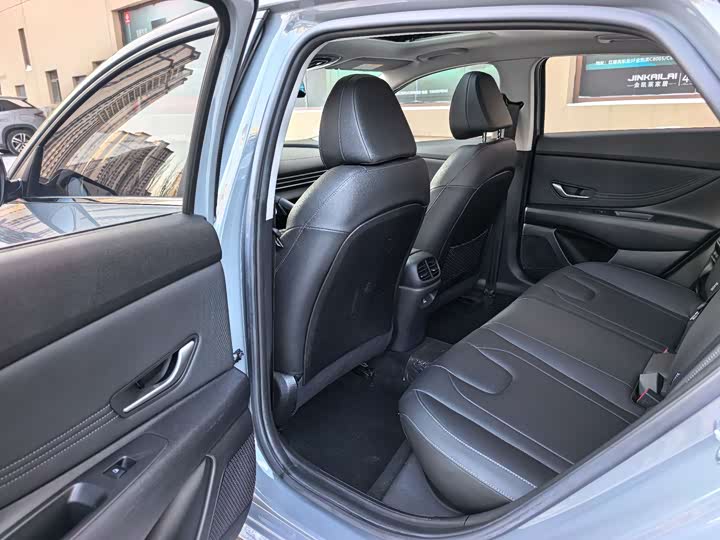 Фото 8 - Hyundai Elantra N line