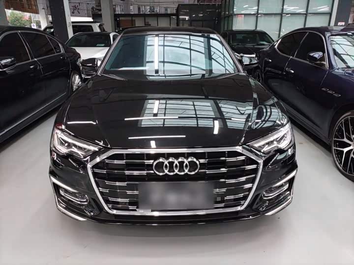 Фото 3 - Audi A6L
