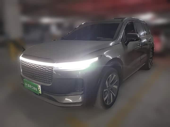 Фото 1 - LiXiang One