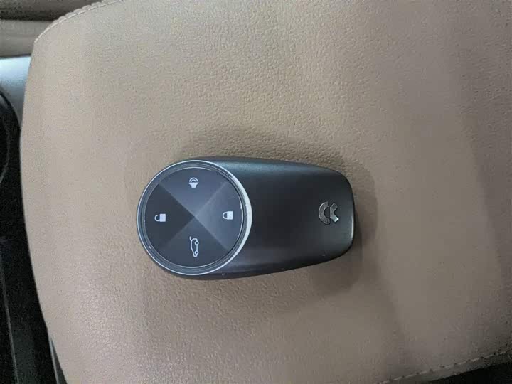 Фото 9 - Nio ES8