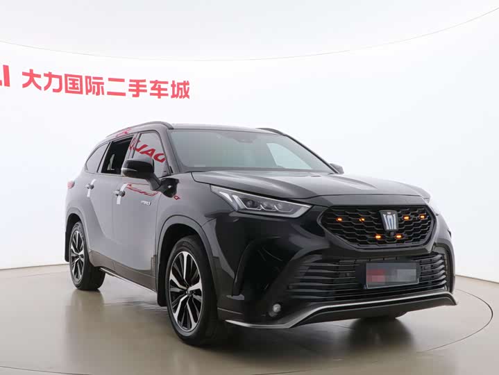 Фото 2 - Toyota Crown Kluger