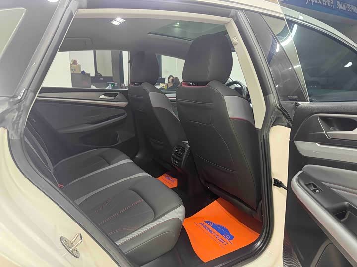 Фото 9 - Volkswagen Lamando L