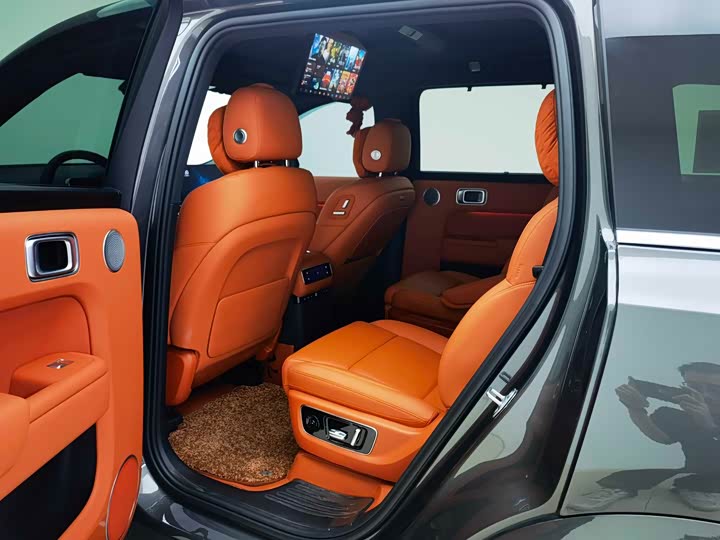 Фото 8 - LiXiang L9