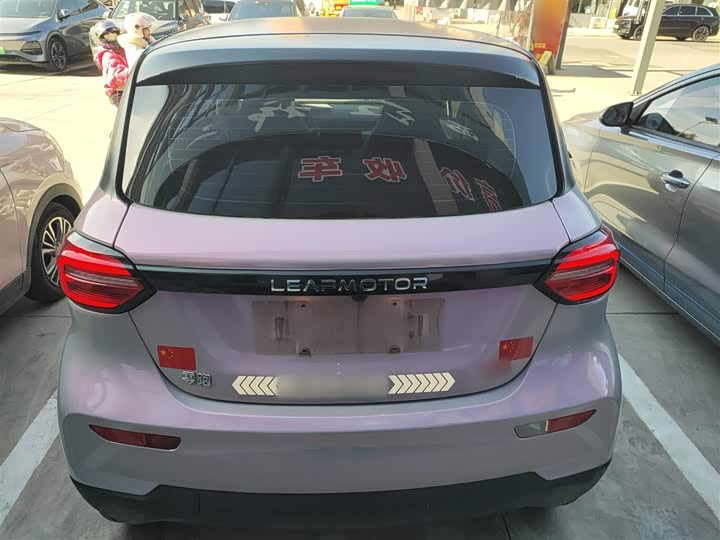 Фото 6 - Leapmotor T03