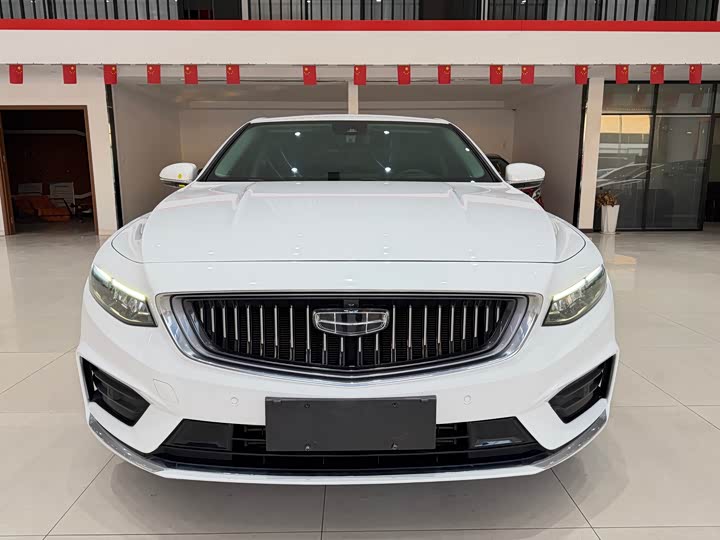 Фото 2 - Geely Preface