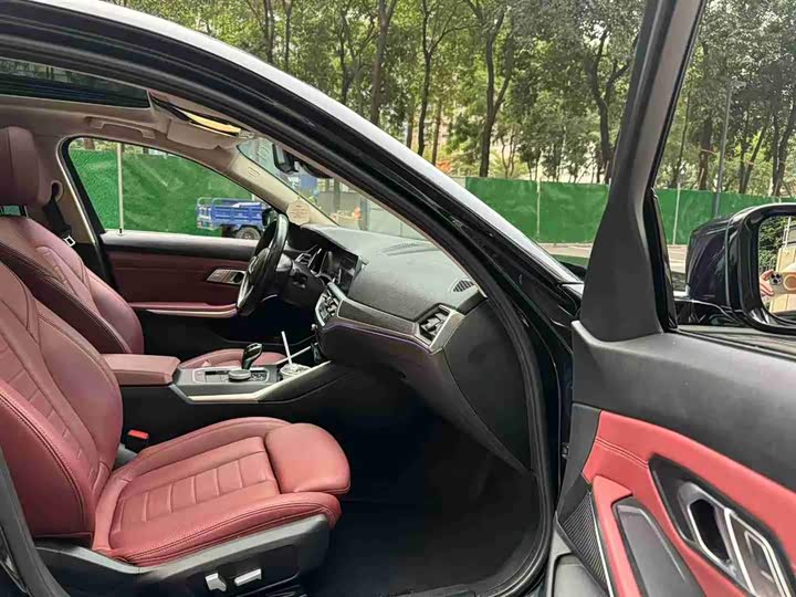 Фото 8 - BMW 3 Series