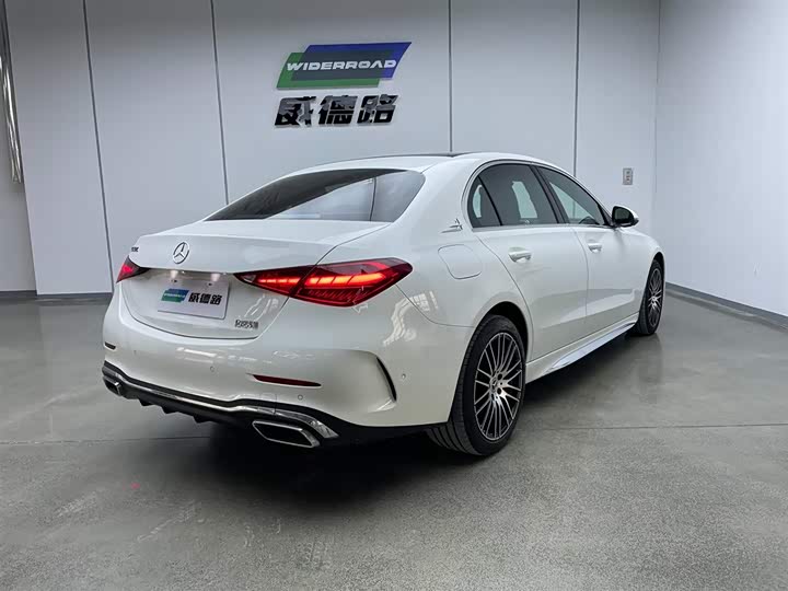 Фото 2 - Mercedes-Benz C-Class